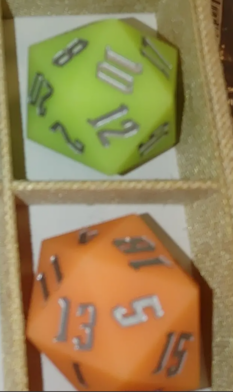 55mm Silicone D20